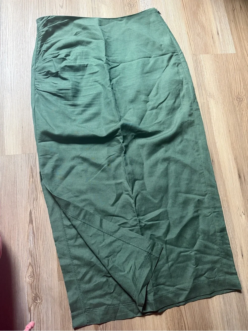 Set strapless top and a skirt LOFT Olive Green Maxi Skirt - Picture 8 of 8